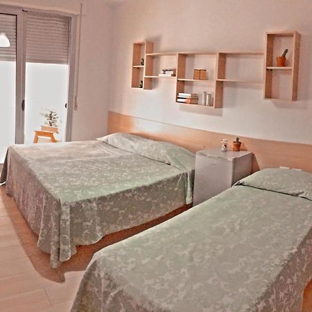 Arianiti Guesthouse Вльора Екстер'єр фото