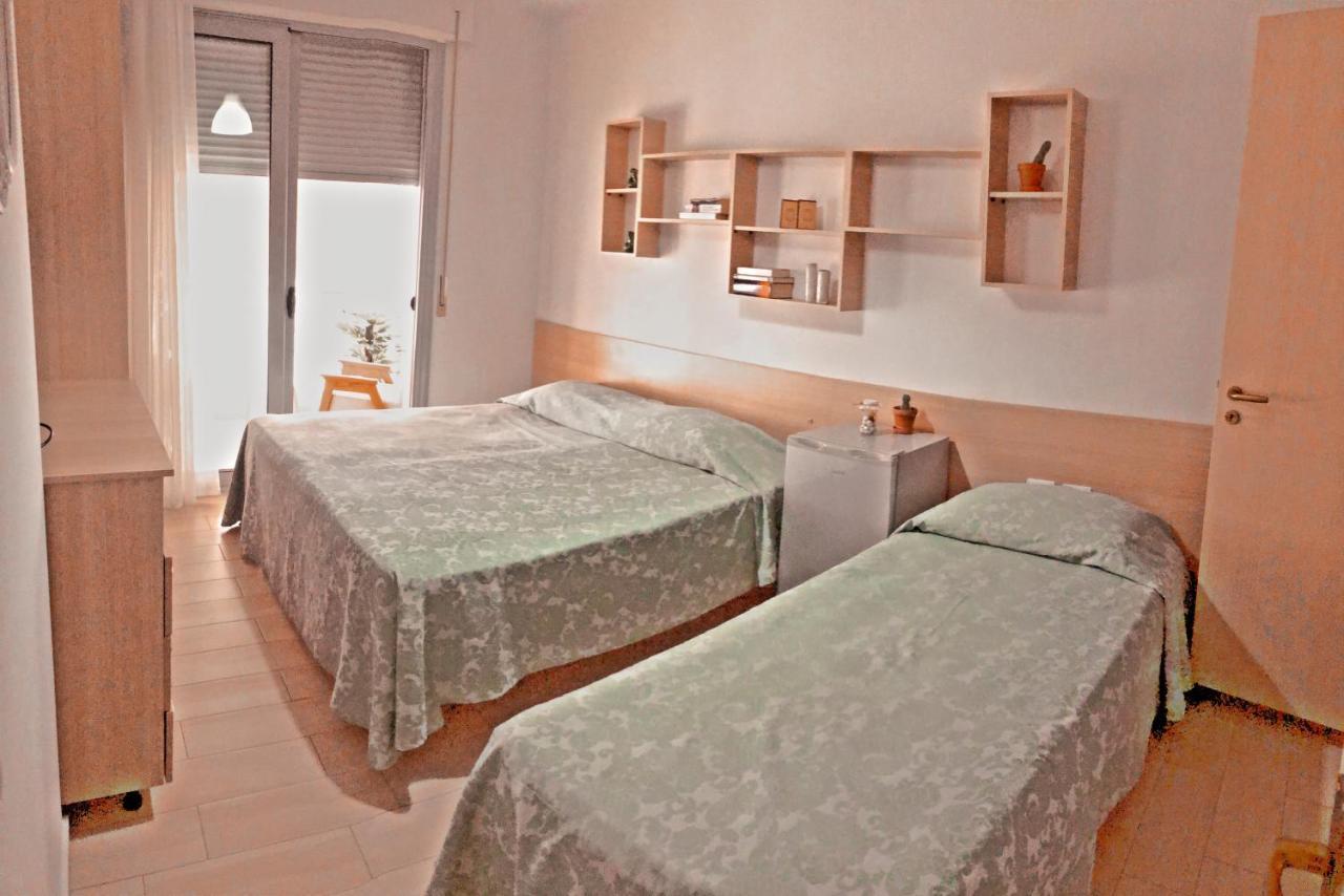Arianiti Guesthouse Вльора Екстер'єр фото