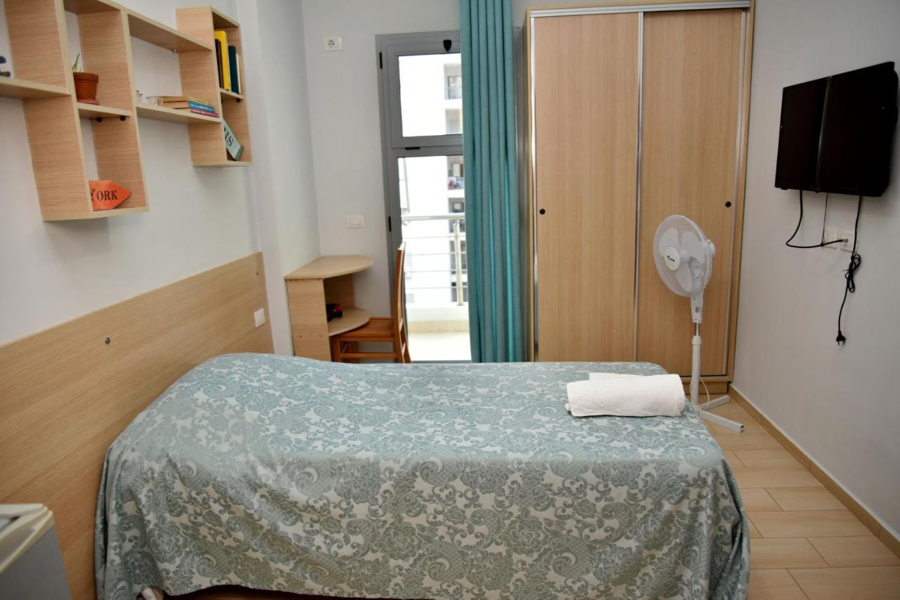 Arianiti Guesthouse Вльора Екстер'єр фото