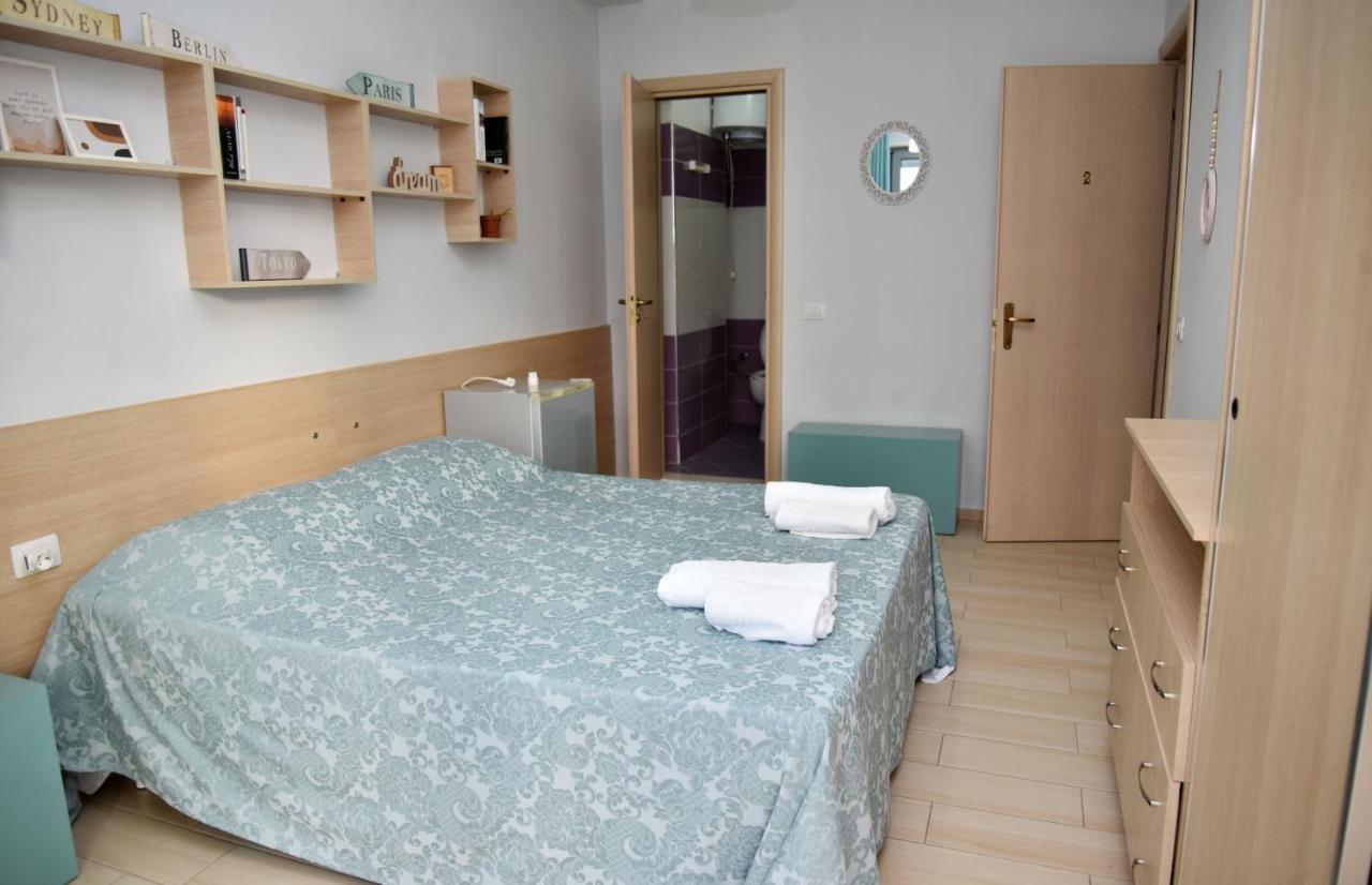 Arianiti Guesthouse Вльора Екстер'єр фото