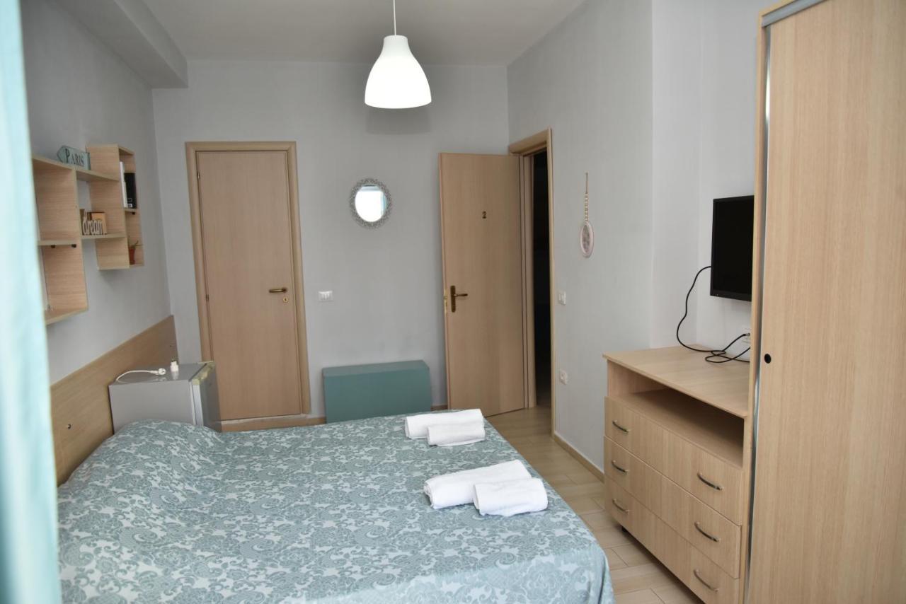 Arianiti Guesthouse Вльора Екстер'єр фото