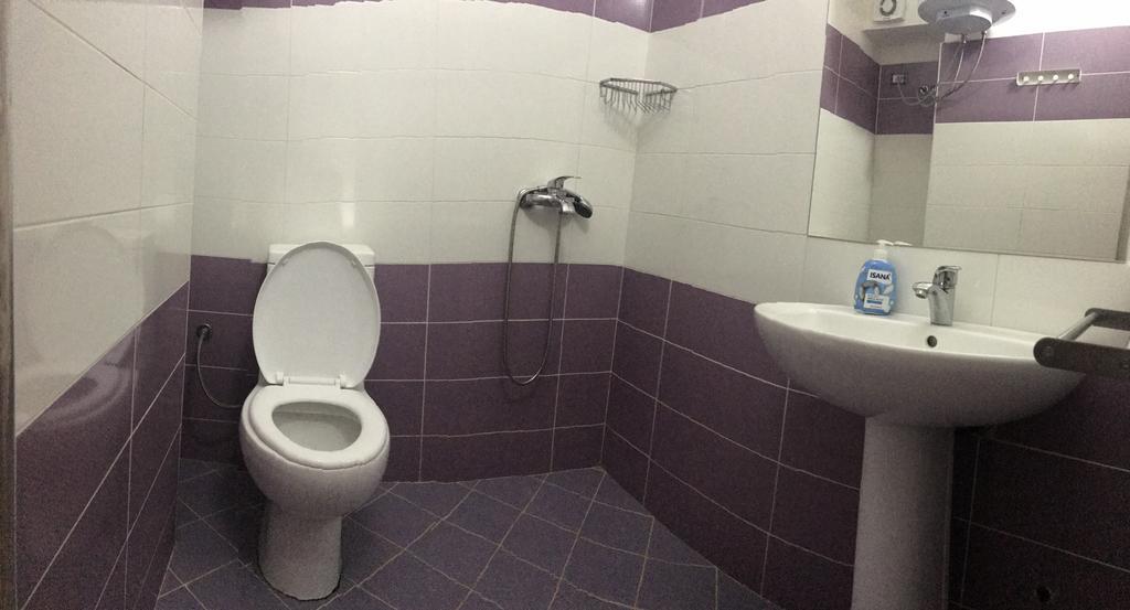 Arianiti Guesthouse Вльора Екстер'єр фото